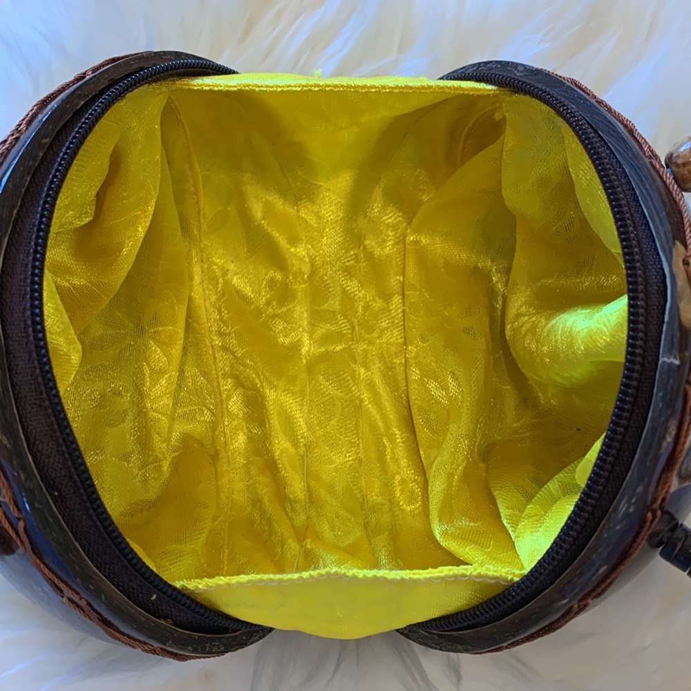 ♥️SOLD♥️Hawaiian Coconut shell bag - Picture 4 of 5